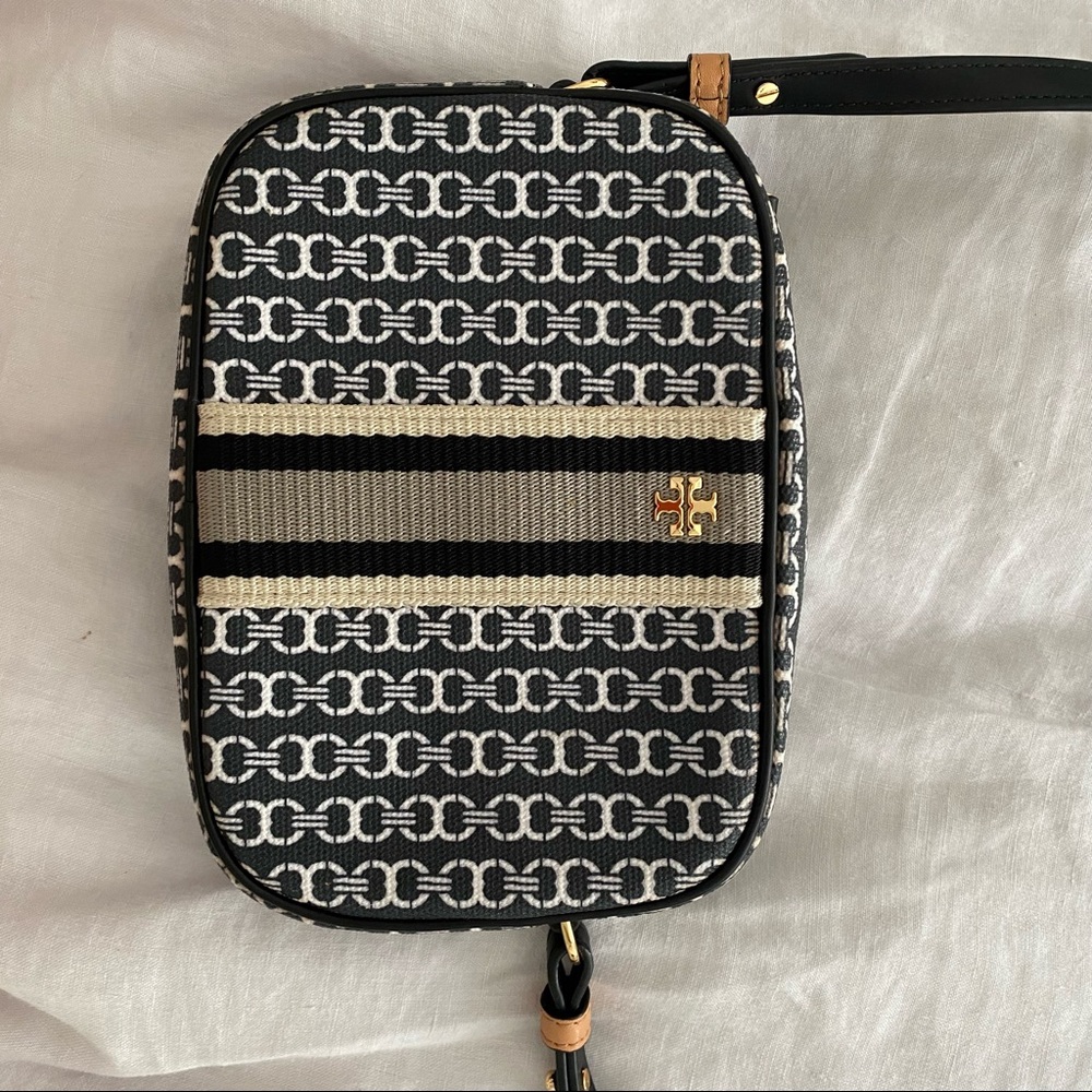 NEVER USED Tory Burch Gemini Link Crossbody Mini